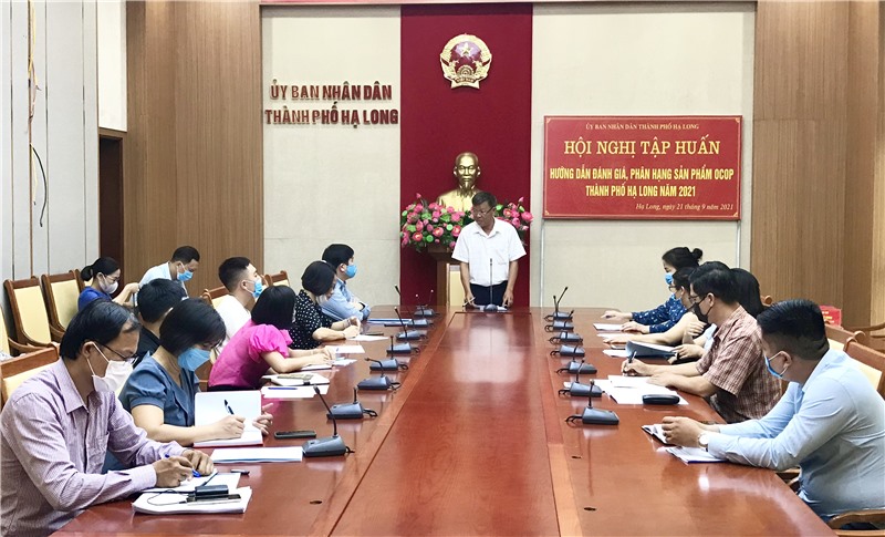 Tập huấn hướng dẫn đánh giá, phân hạng sản phẩm OCOP
